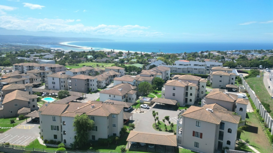 2 Bedroom Property for Sale in Bowtie Western Cape